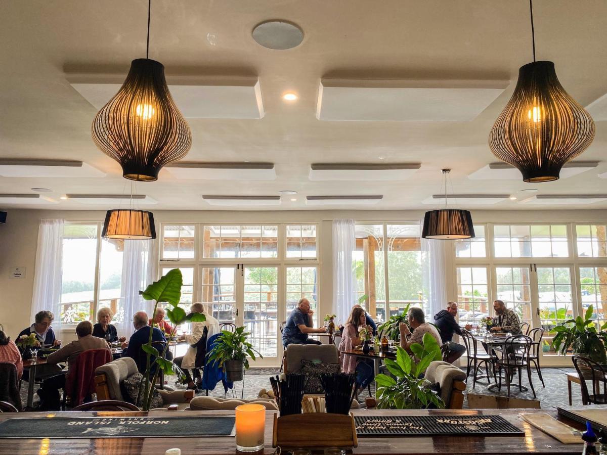 Castaway Norfolk Island Hotel Burnt Pine Exterior foto